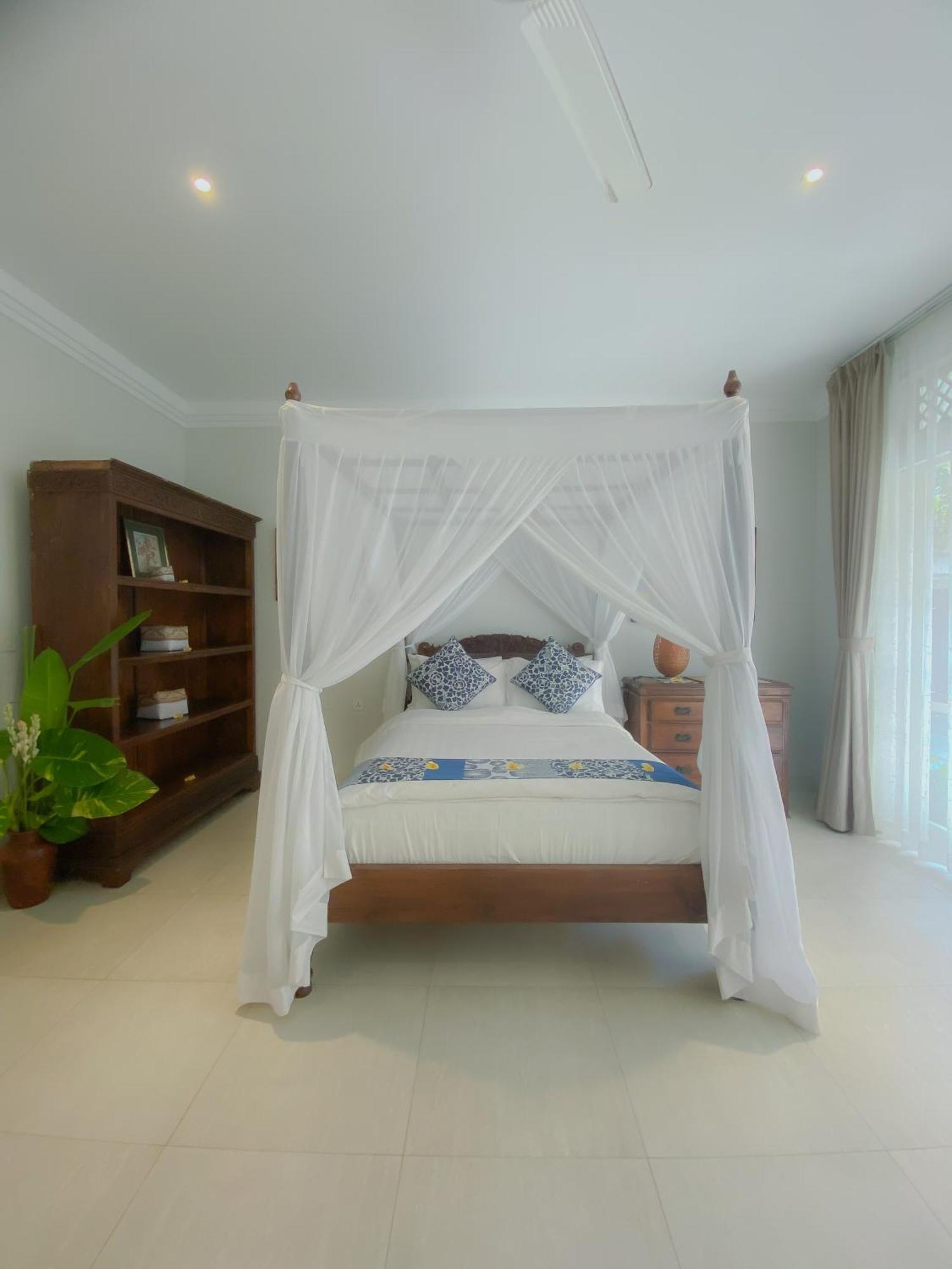 Raaga Samudra Villa Падангбай Экстерьер фото